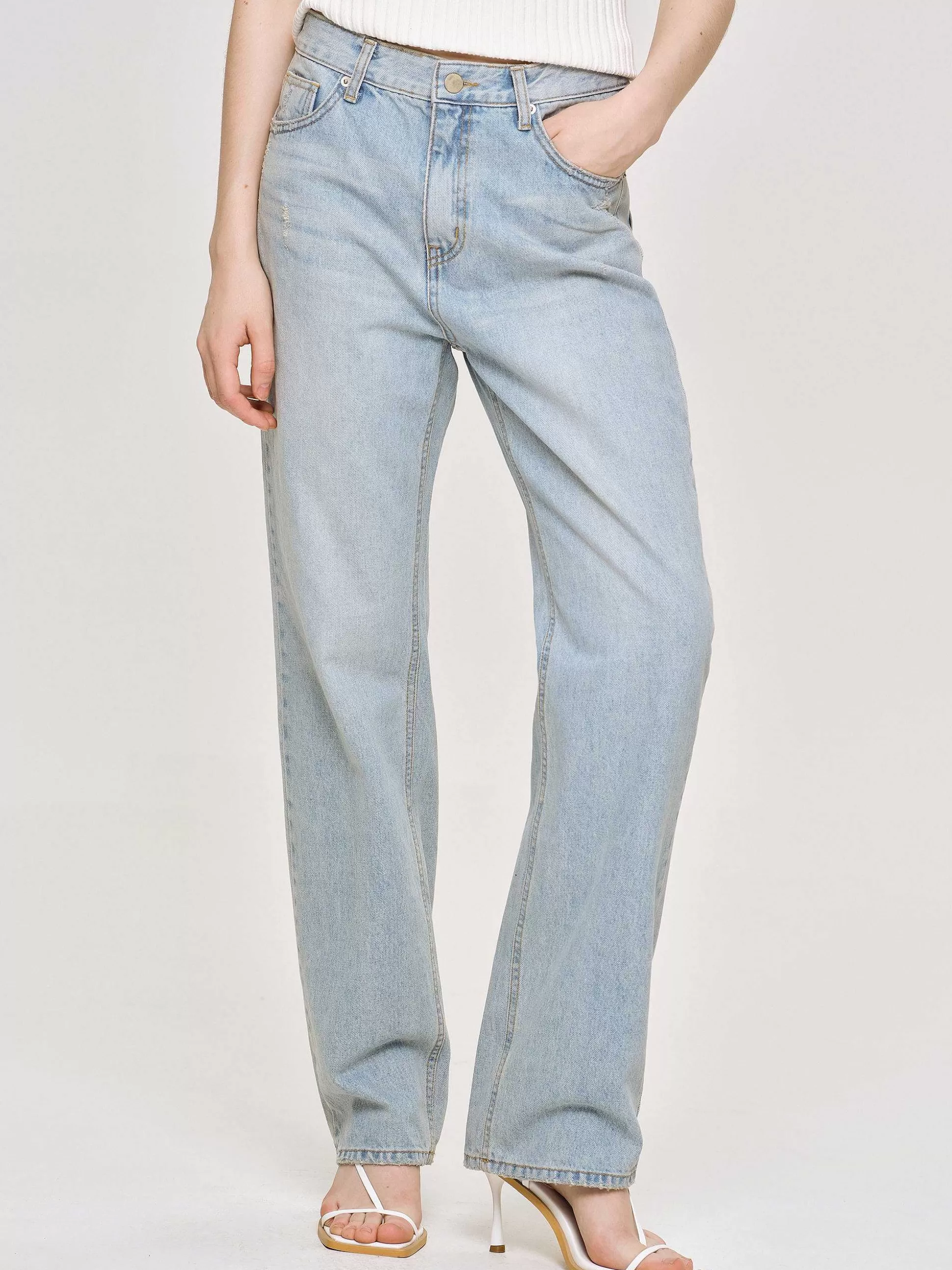 Women Source Unknown Denim-Distressed Straight Jeans, Light Vintage Blue