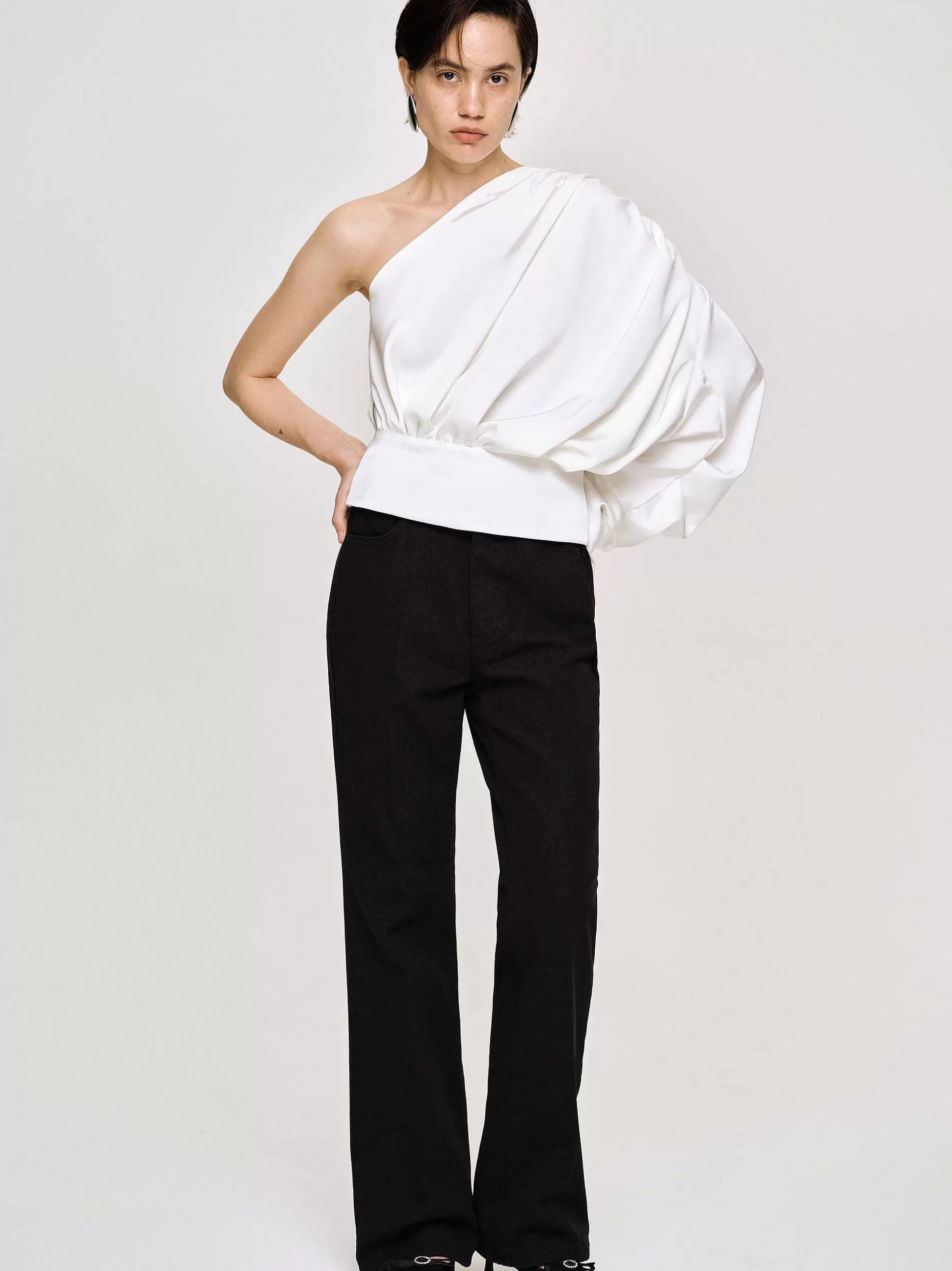 Women Source Unknown Clothing-Flared Long Leg Jeans, Black