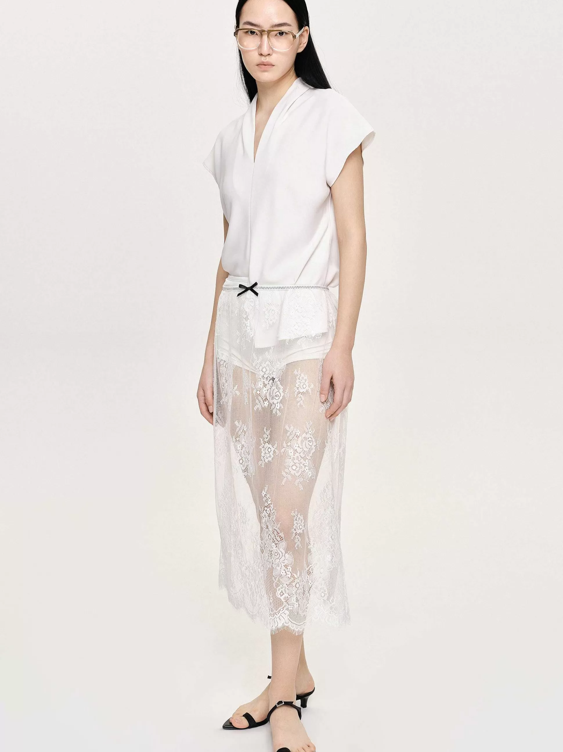 Women Source Unknown Clothing-V-Neck Crepe Blouse, White