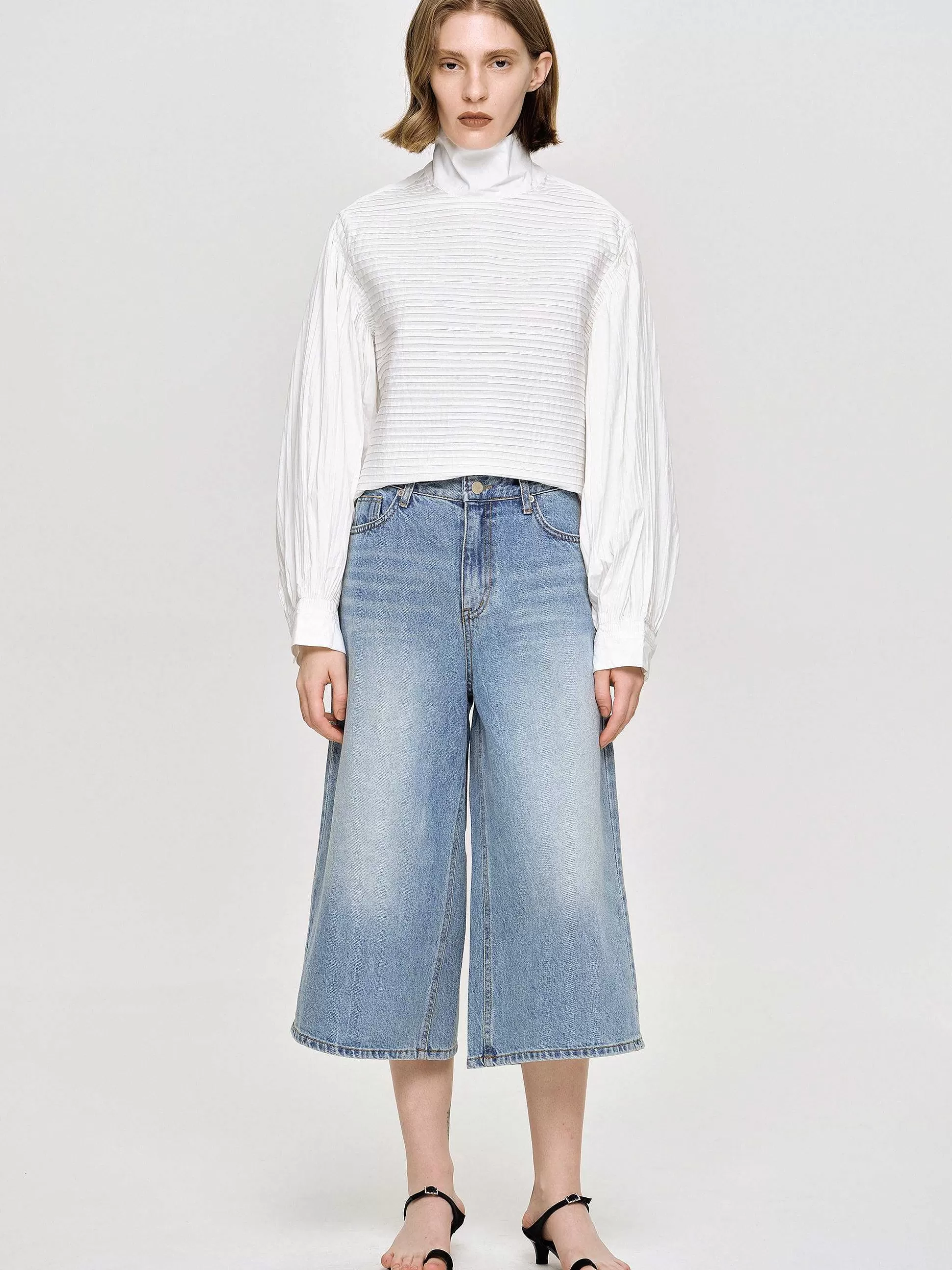Women Source Unknown Clothing-Wide Cropped Jeans, Medium Blue